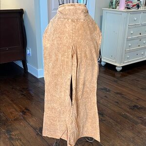 Zenana Outfitters Light Orange/Brown Bell Bottom Stretch Pants, size 2x